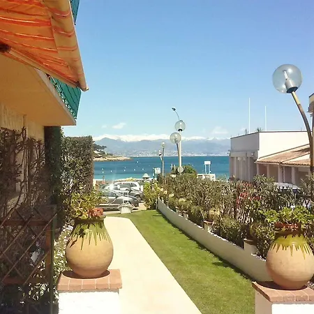 Du Levant Отель